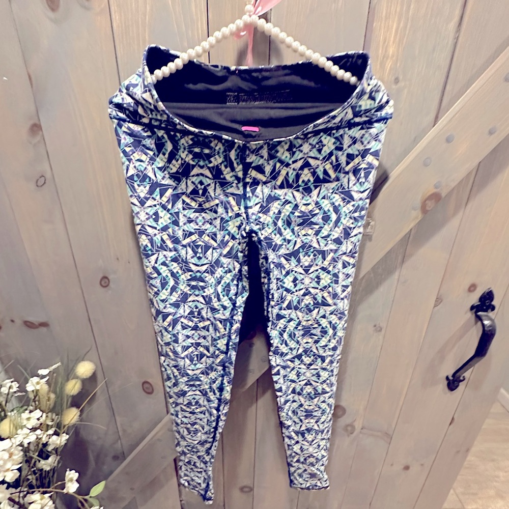 Victoria’s Secret VSX SPORT leggings